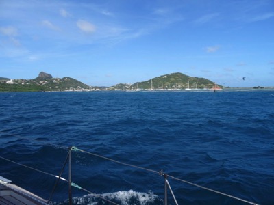 Approach to Union Island